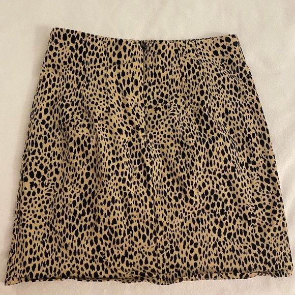 Brandy Melville Leopard Print Mini Skirt Size 3 - Picture 5 of 9